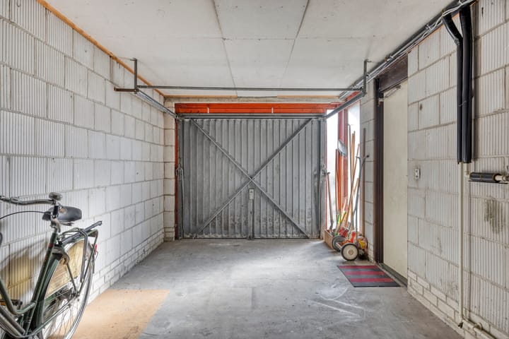 Photo 18 of Schout 62