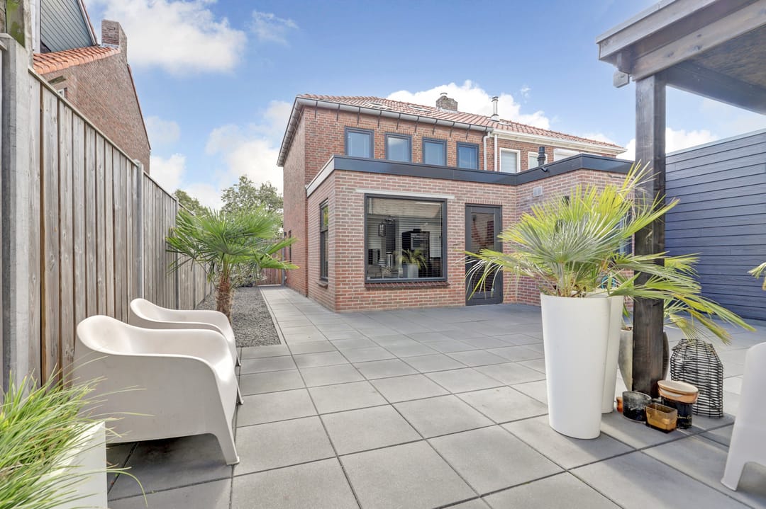 Foto 26 van Ooststraat 11