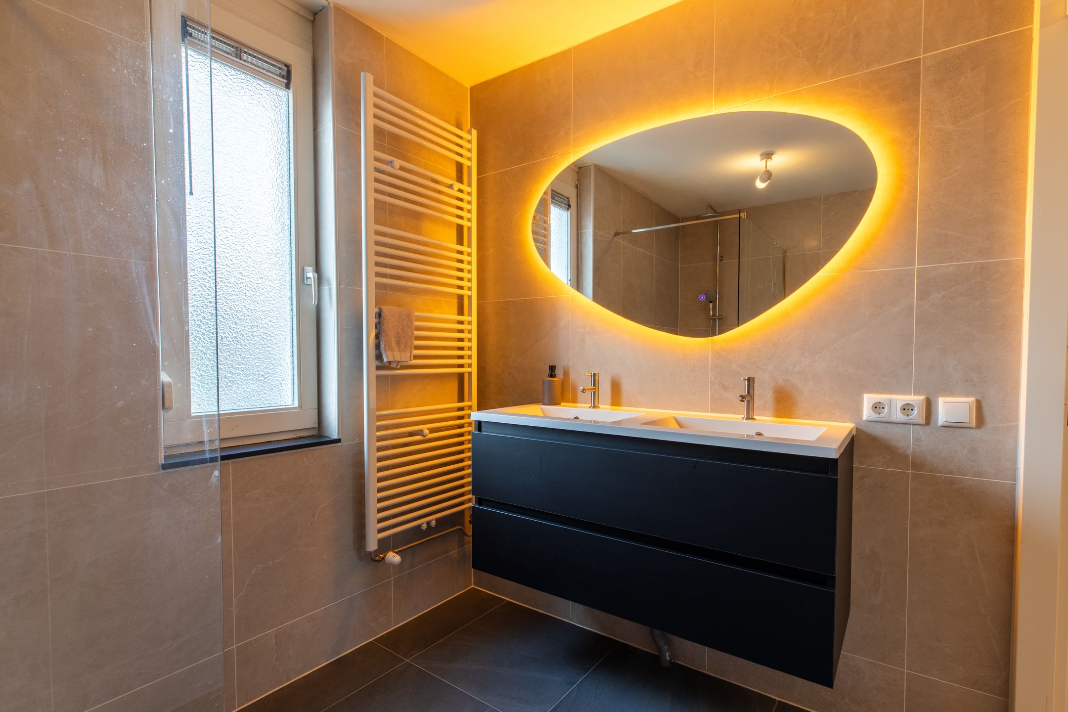 Foto 21 van Saint Rémystraat 4