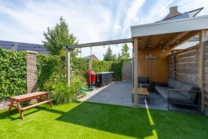 Photo 20 of Oeverwalpark 2