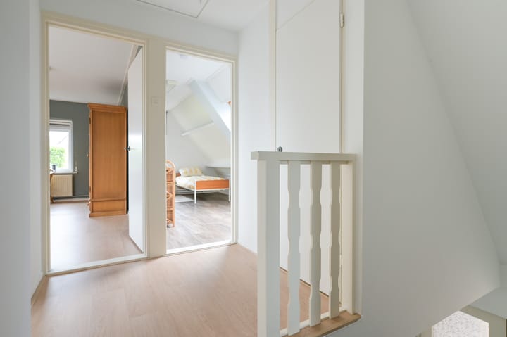 Photo 25 of Roosendaalseweg 63