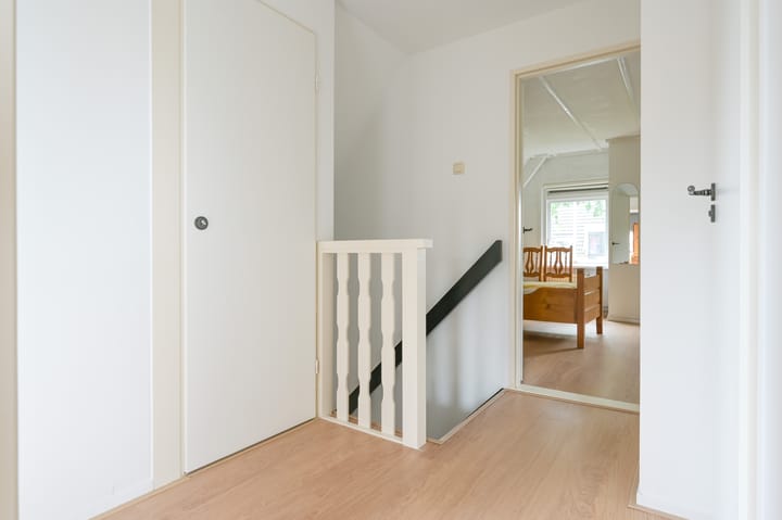 Photo 26 of Roosendaalseweg 63