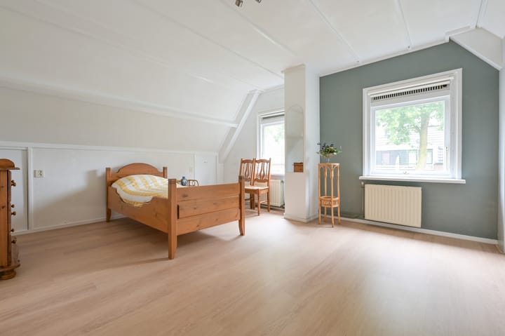 Photo 31 of Roosendaalseweg 63