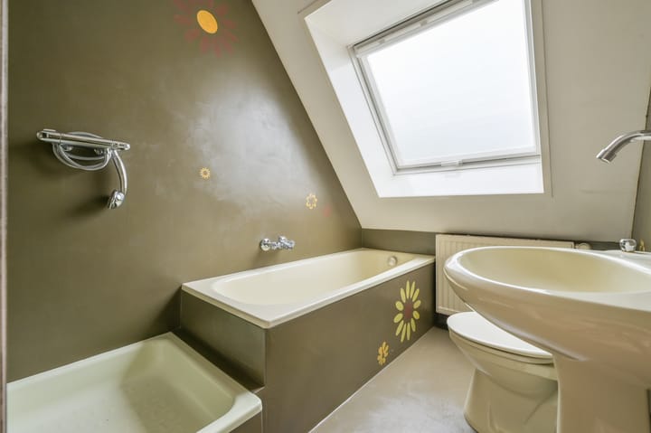 Photo 35 of Roosendaalseweg 63