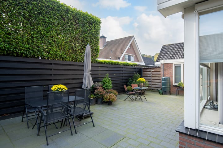 Photo 39 of Roosendaalseweg 63