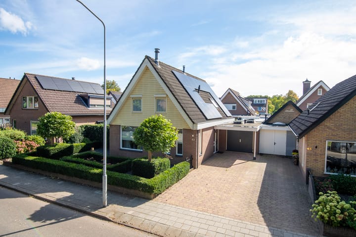 Photo 46 of Roosendaalseweg 63