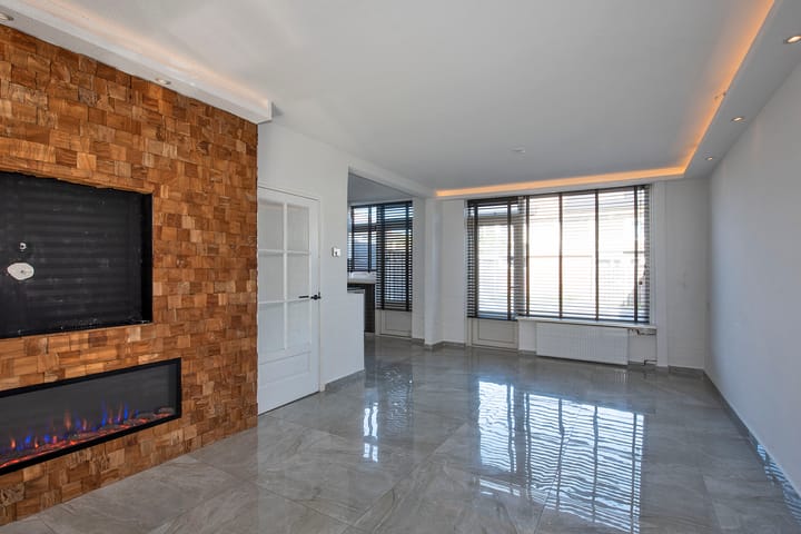 Photo 11 of Jacob van Maerlantstraat 3