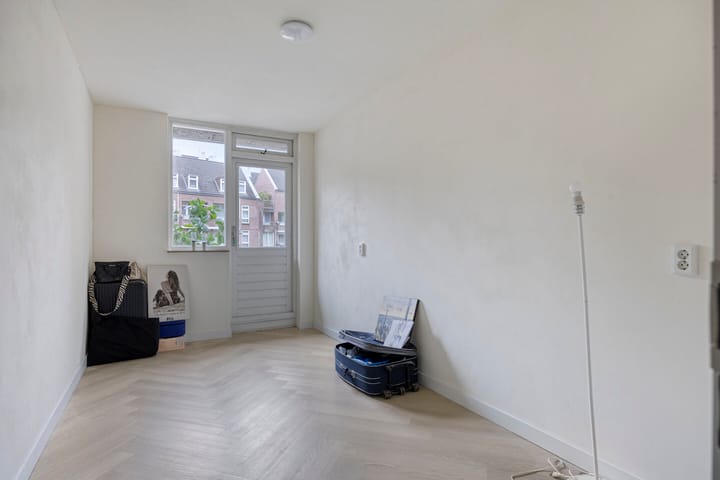 Photo 20 of Maastrichter Grachtstraat 31