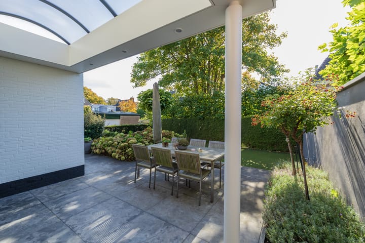 Foto 23 van Florahof 6-A