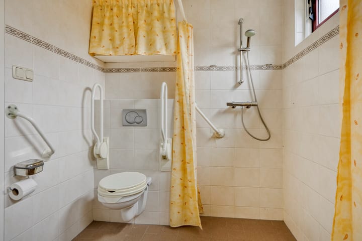 Foto 16 van Raadssingel 18