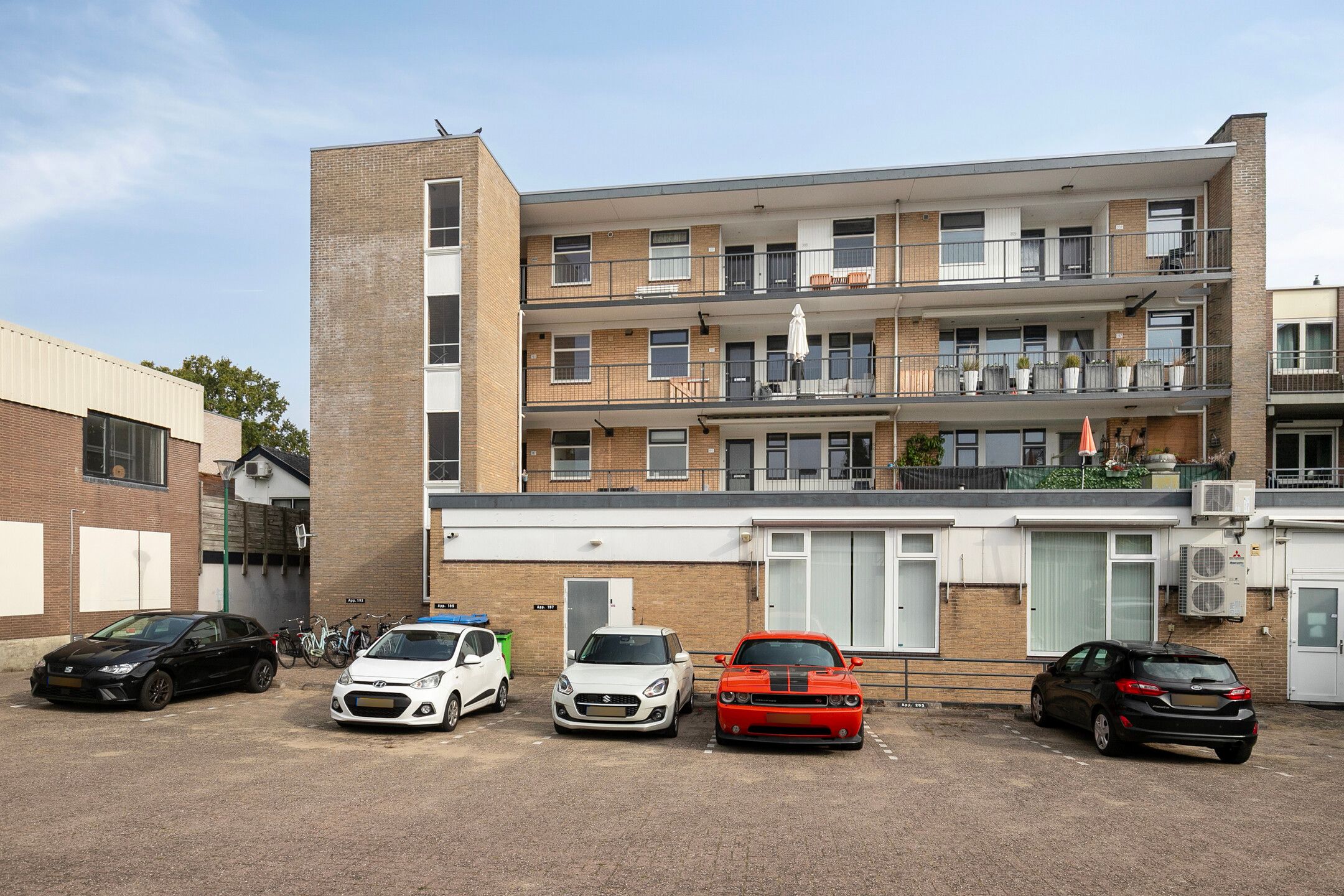 Foto 27 van van Weedestraat 199