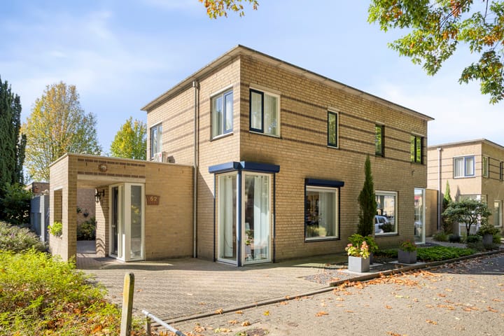 Foto 2 van Burgemeester Esserstraat 62