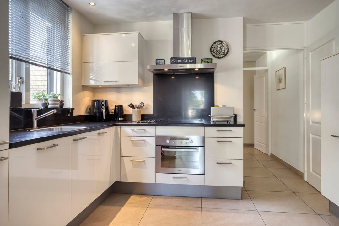 Foto 11 van Burgemeester Esserstraat 62