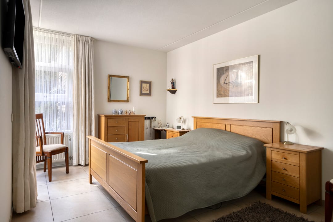 Foto 16 van Burgemeester Esserstraat 62