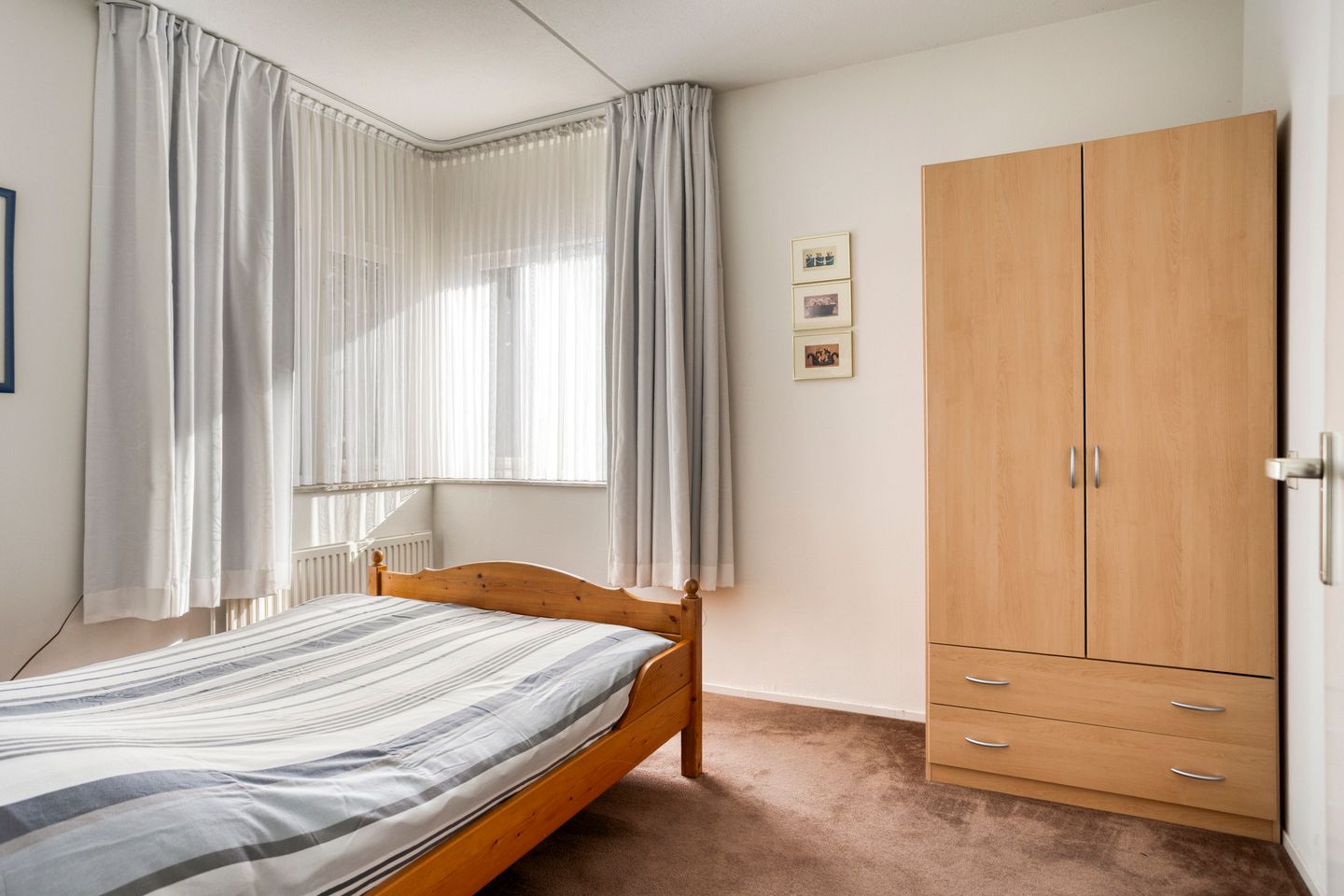 Foto 20 van Burgemeester Esserstraat 62