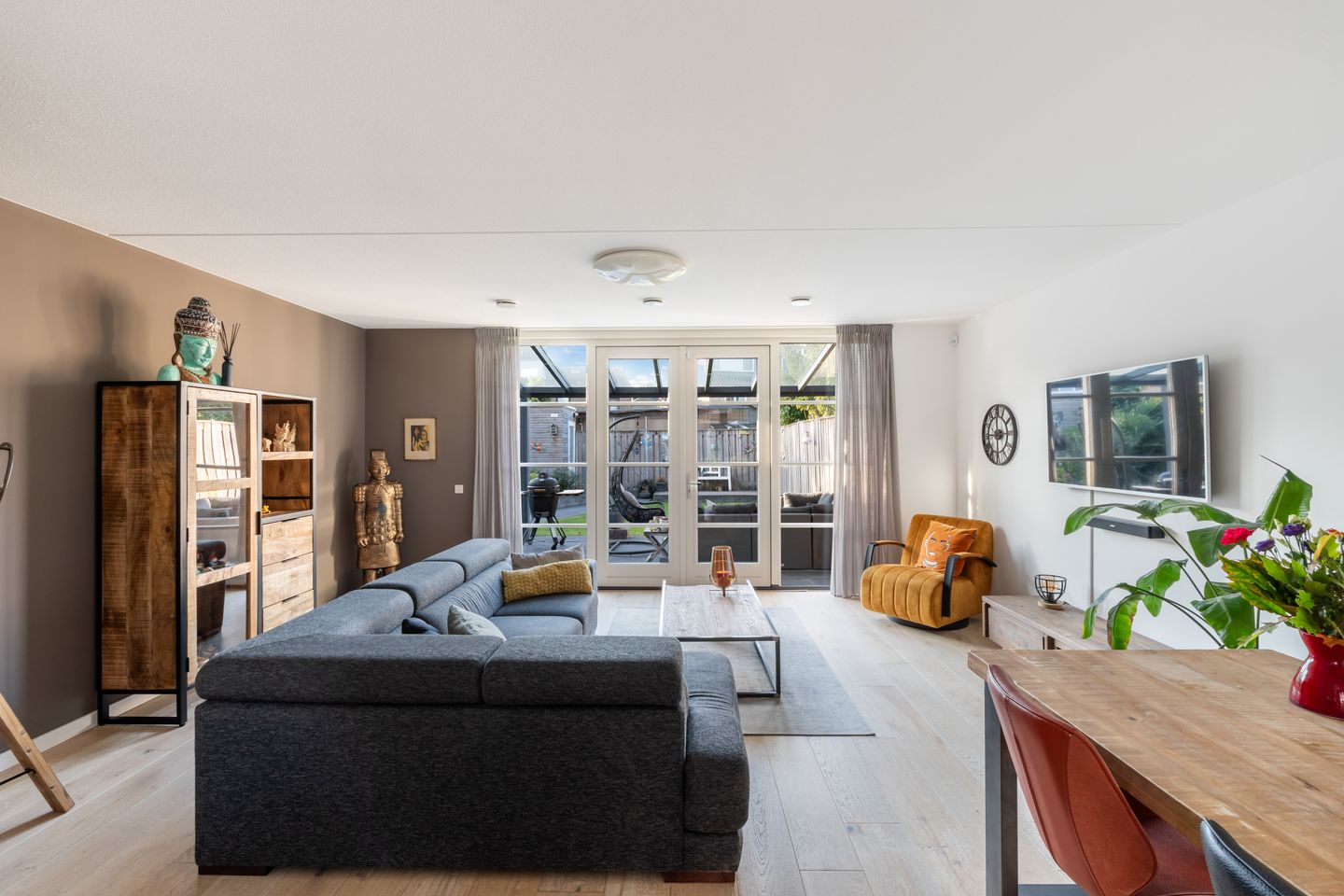 Foto 25 van Voorneveldstraat 14