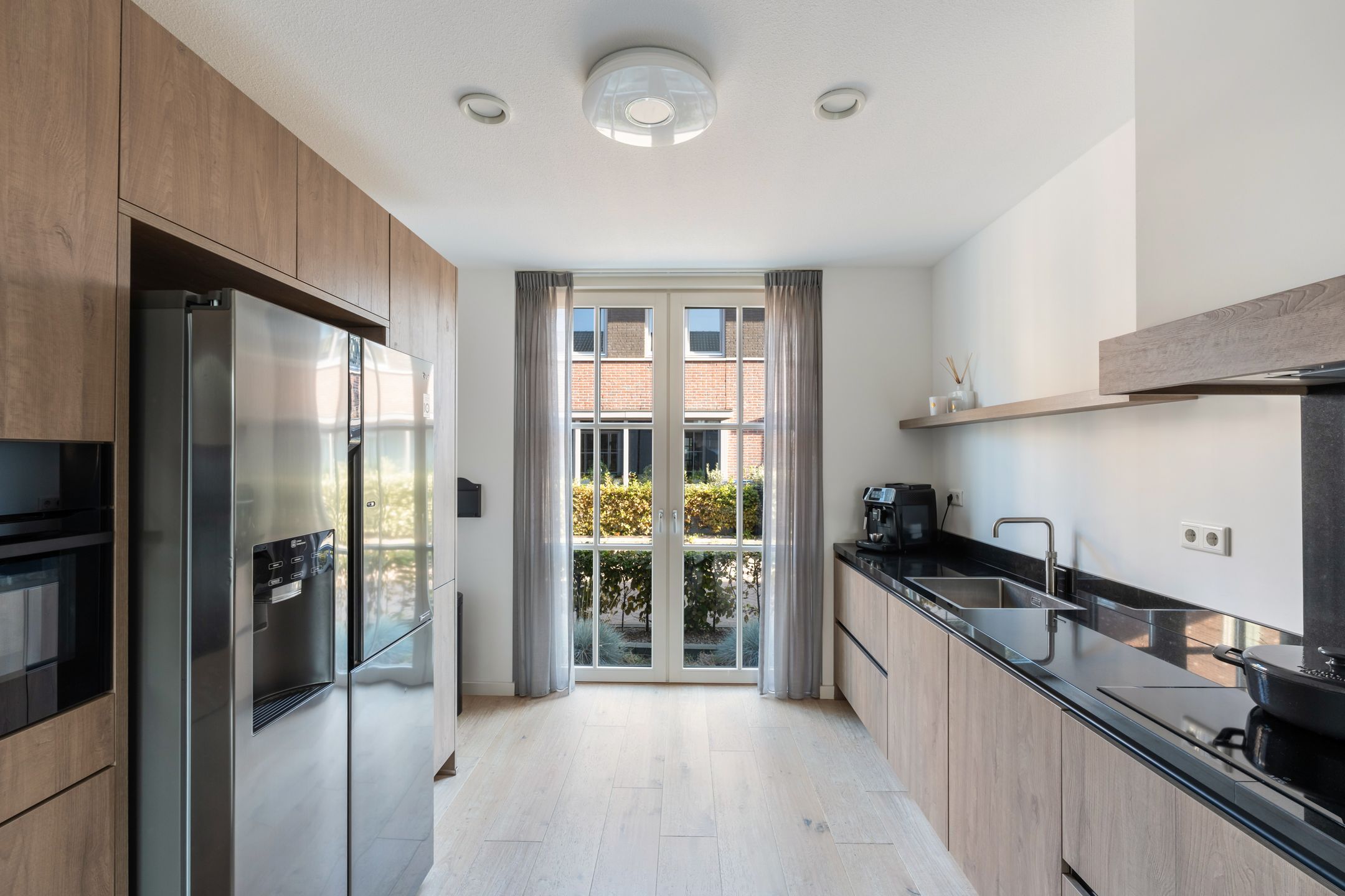 Foto 30 van Voorneveldstraat 14