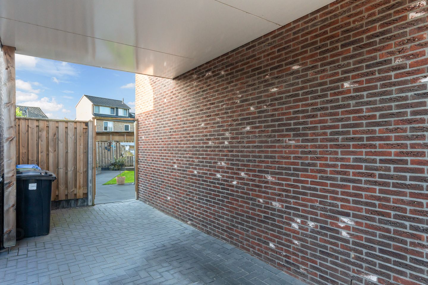 Foto 34 van Voorneveldstraat 14