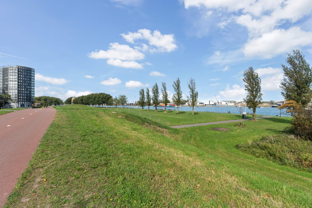 Foto 58 van Voorneveldstraat 14