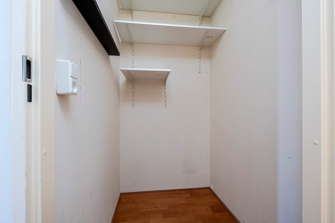 Photo 16 of Raadhuisstraat 57