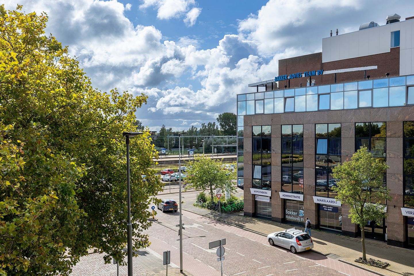 Photo 14 of Raadhuisstraat 57