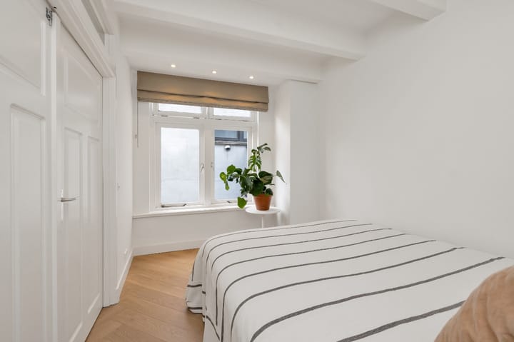 Foto 16 van Lange Leidsedwarsstraat 206-2