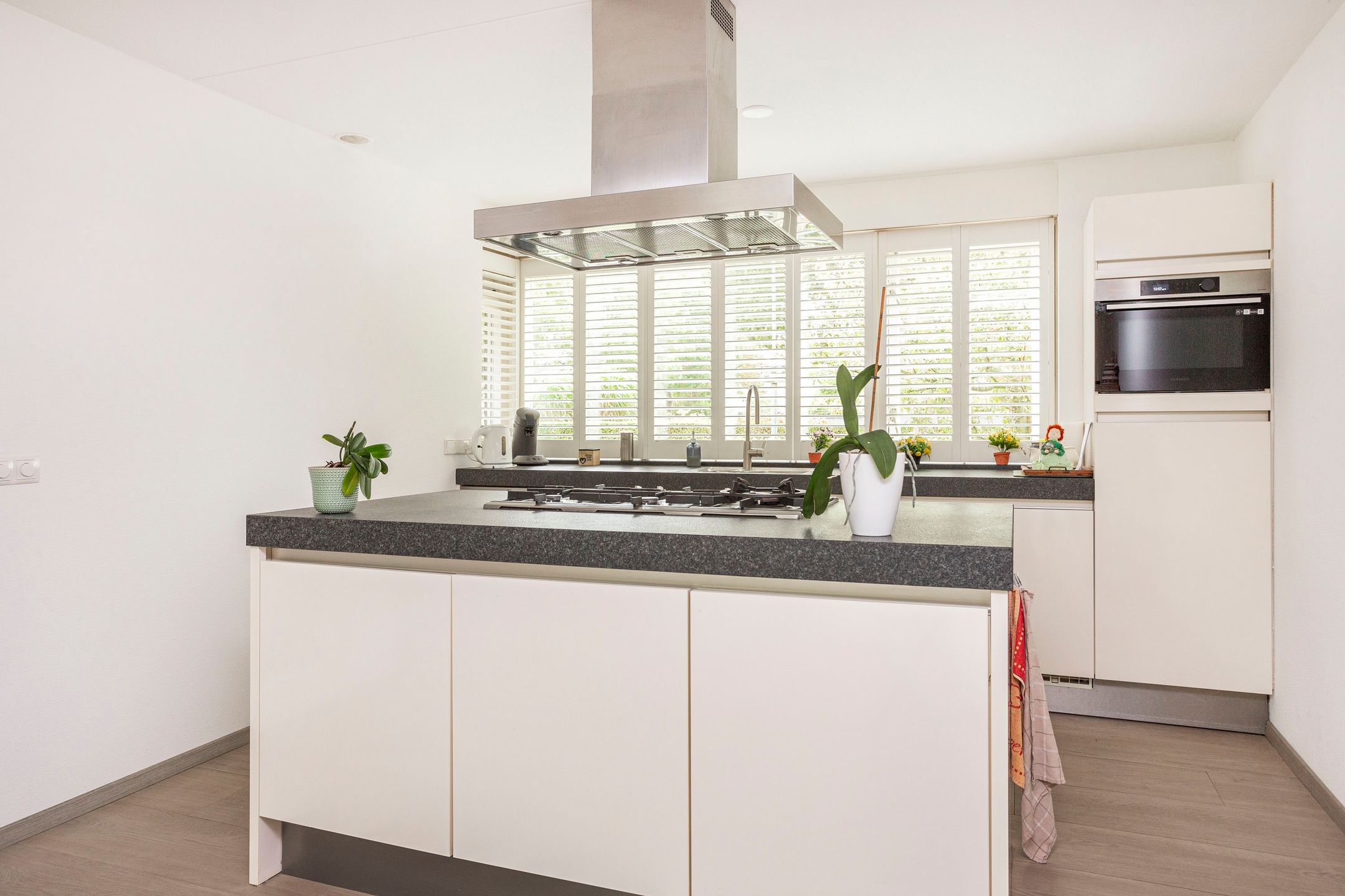 Photo 9 of Buitenweg 196