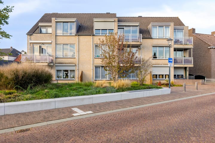 Foto 23 van Schoolstraat 25