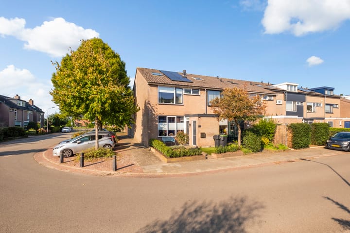 Photo 6 of Zwaluwstraat 224