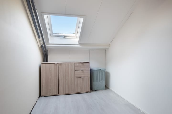 Photo 34 of Zwaluwstraat 224