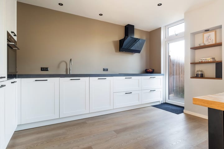 Photo 19 of Zwaluwstraat 224