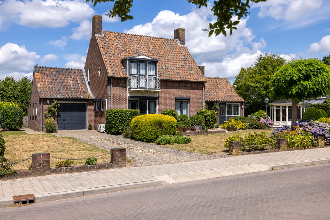 Foto 1 van Monseigneur Hendriksenstraat 2