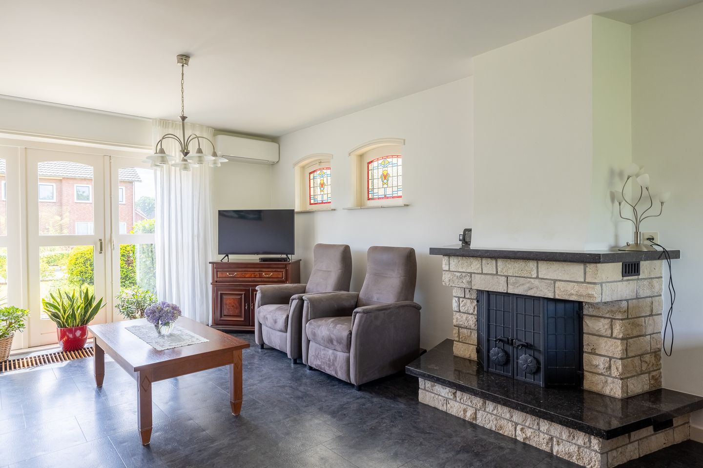 Foto 4 van Monseigneur Hendriksenstraat 2