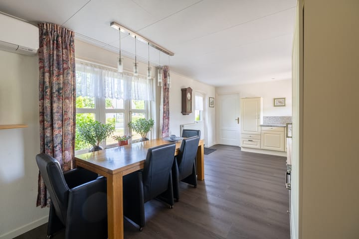 Foto 10 van Monseigneur Hendriksenstraat 2