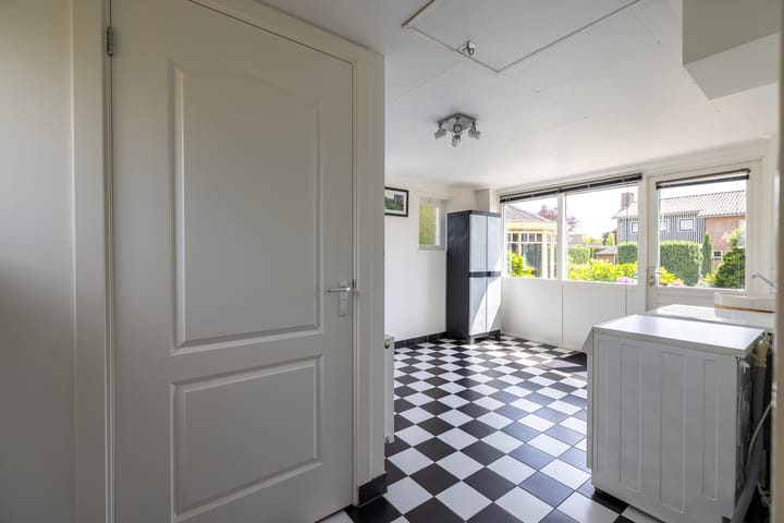 Foto 13 van Monseigneur Hendriksenstraat 2