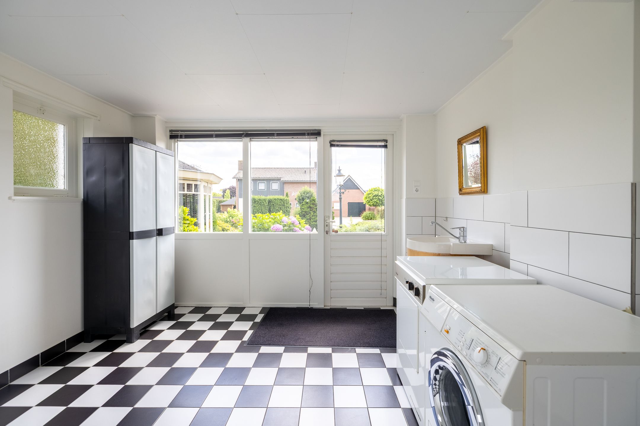 Foto 15 van Monseigneur Hendriksenstraat 2