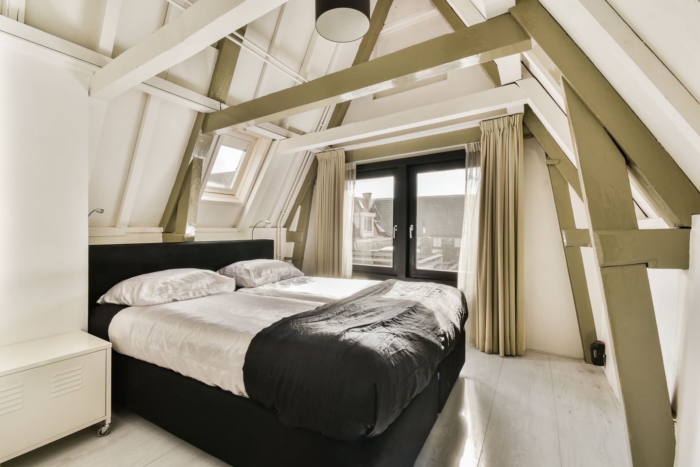 Foto 40 van Pieter Jacobszstraat 22