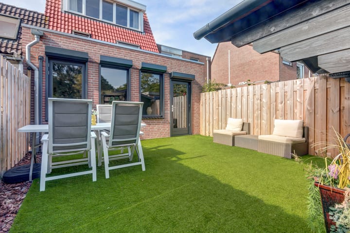 Foto 34 van Heeskesacker 1216