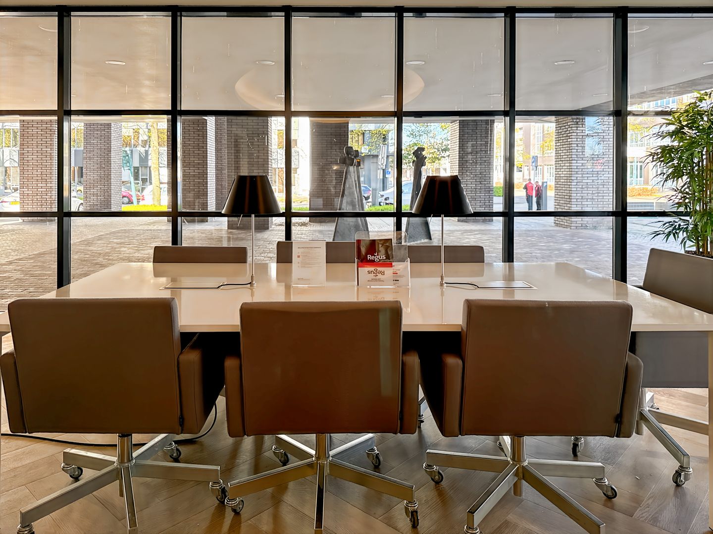 View photo 1 of Robert Schumandomein 2