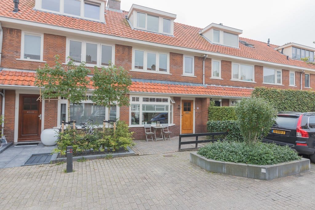 Foto 33 van Jan van den Bergstraat 77