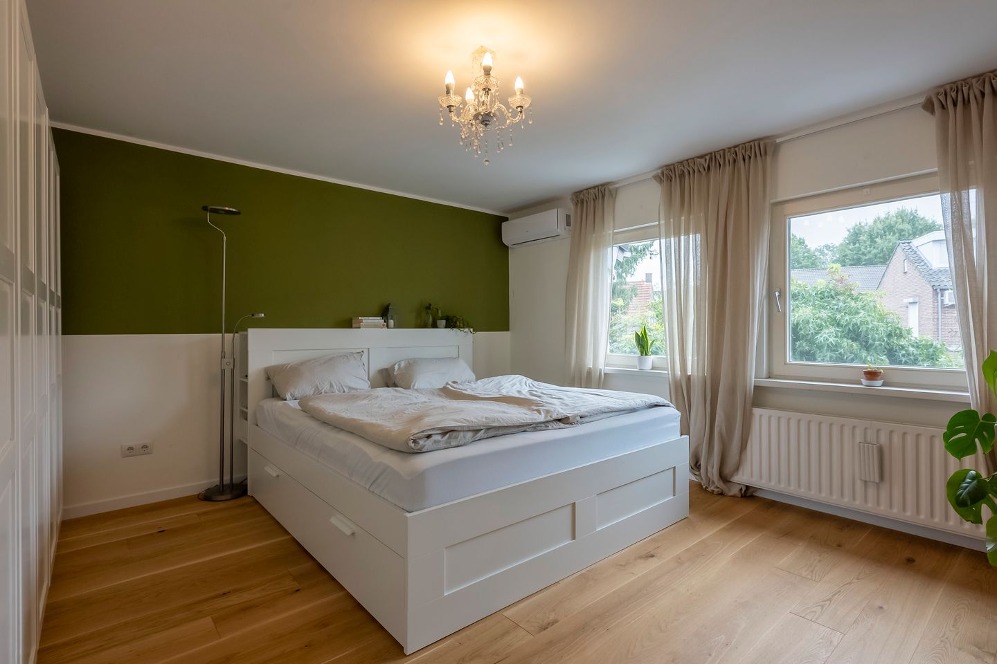 Photo 14 of Chevremontstraat 65