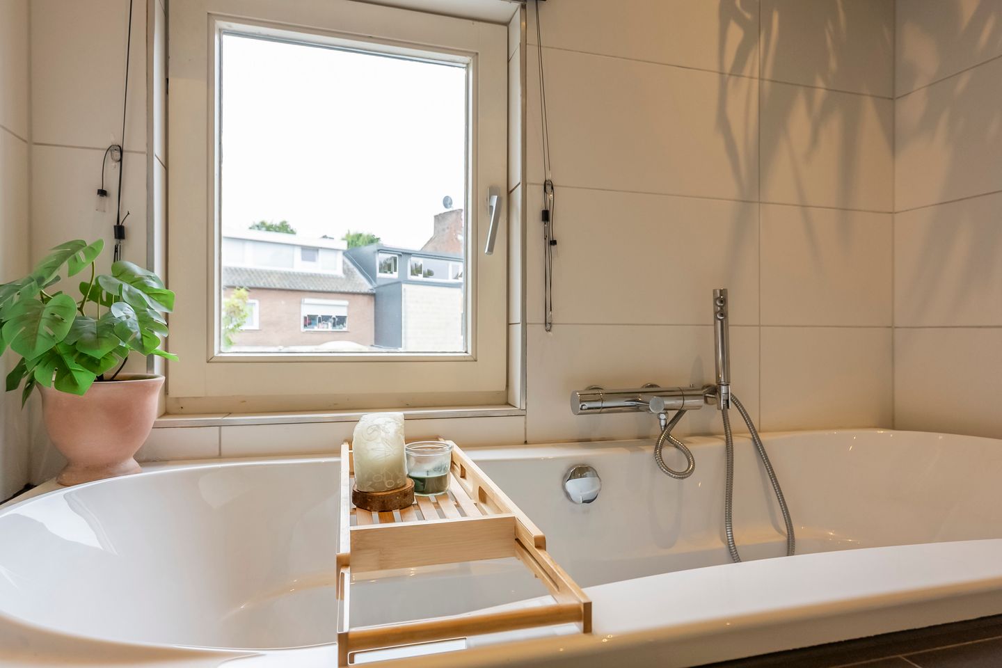 Photo 20 of Chevremontstraat 65