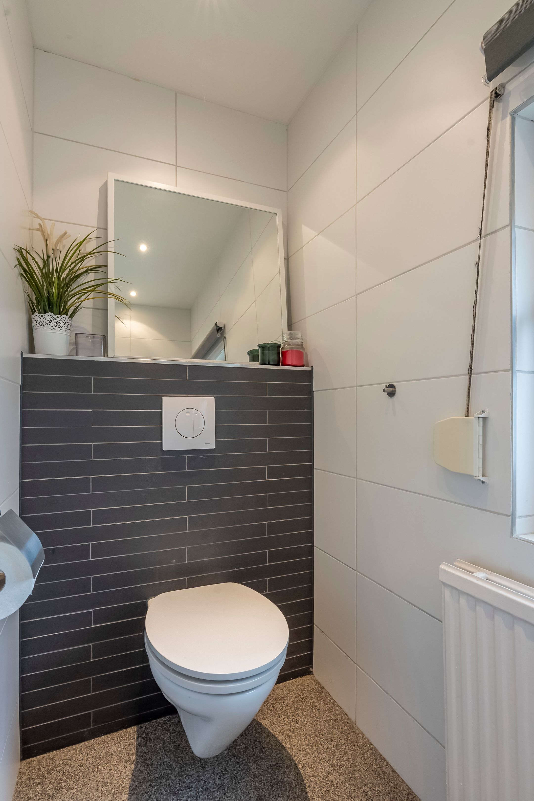 Photo 21 of Chevremontstraat 65