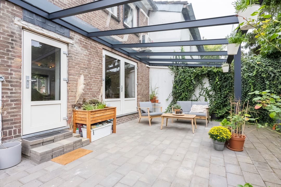 Photo 23 of Chevremontstraat 65