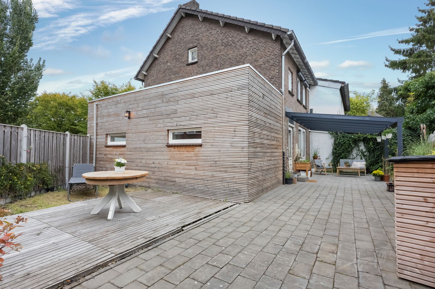 Photo 25 of Chevremontstraat 65