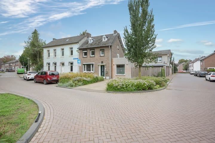 Foto 28 van Chevremontstraat 65