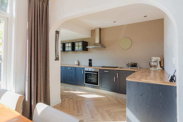 Foto 3 van Schoollaan 8