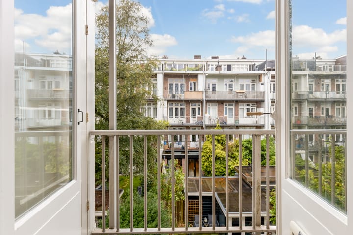 Photo 16 of Kinderdijkstraat 70-2