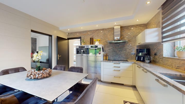 Hoekwoning te koop: Poststraat 5, Landgraaf