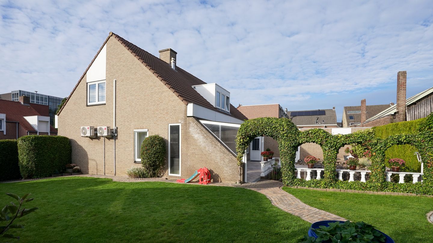 Foto 64 van Poststraat 5